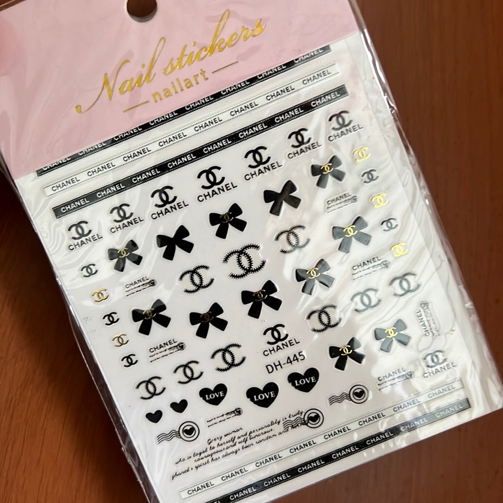 LUXURY NAIL STICKERS